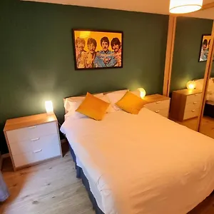 Cosy 2br Modern With Free Parking Liverpool